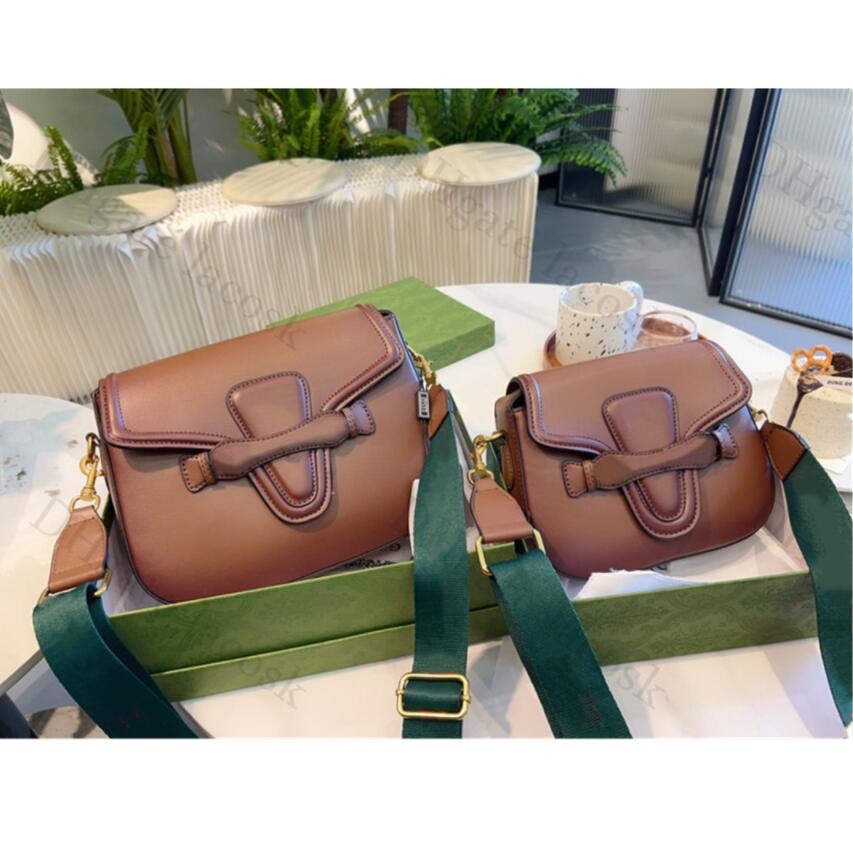 Trend Designer Bags Saddle Mens Women Handbags Classic Metal Hasp Wide Shoulder Strap Bag Crossbody Fashion Totes with Original Box 20cm 25cm, Price difference
Trend Designer Bags Saddle Mens Women Handbags Classic Metal Hasp Wide Shoulder Strap Bag Crossbody Fashion Totes with Original Box 20cm 25cm, Price difference