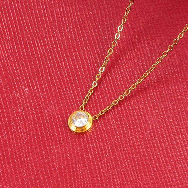 Designer Luxury Fashion Necklace Women Stainless Steel Couple Diamond Pendant Jewelry for Neck Christmas Gifts women Accessories Wholesale
Designer Luxury Fashion Necklace Women Stainless Steel Couple Diamond Pendant Jewelry for Neck Christmas Gifts women Accessories Wholesale