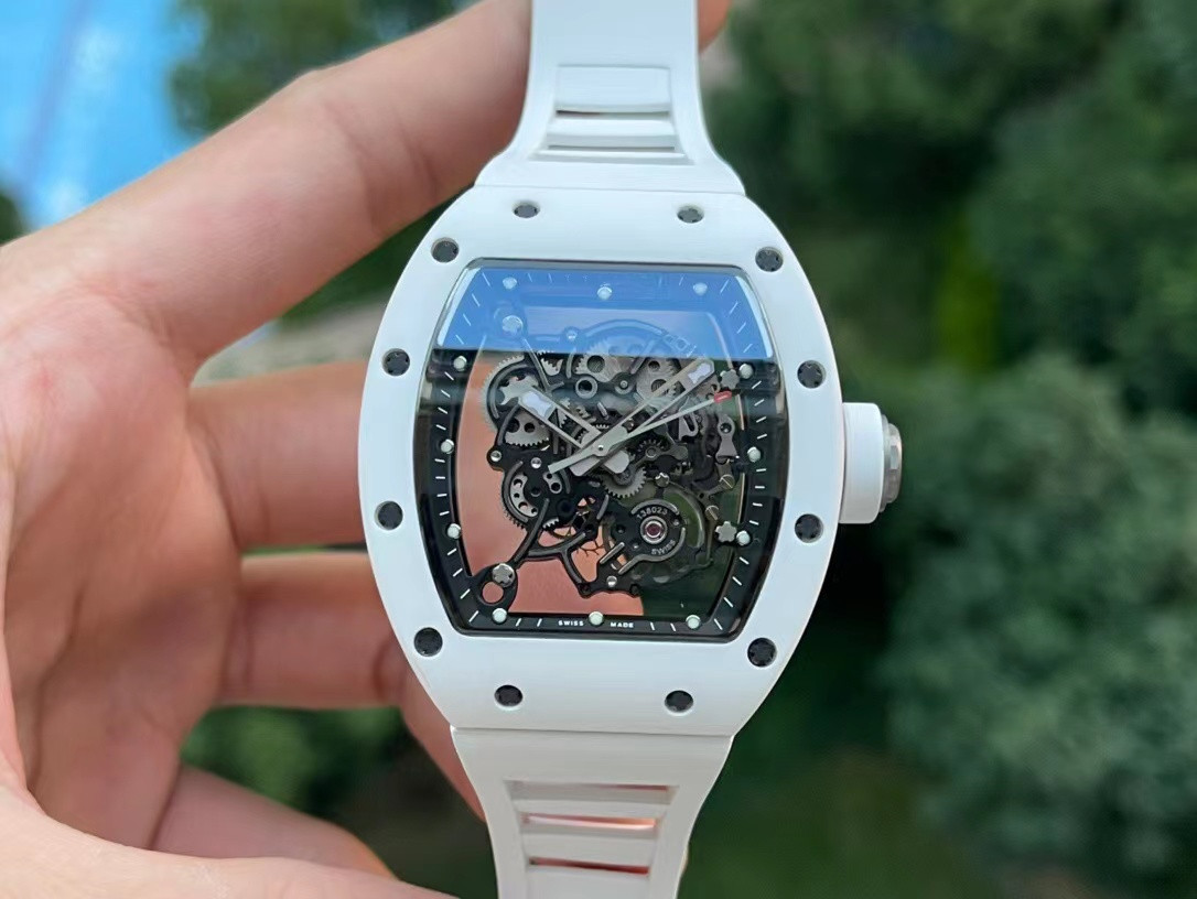 BBR RM055 Watch size 49.90X42.70X13.5MM with RMUL2 integrated movement Sapphire crystal mirror natural rubber strap, As shown
BBR RM055 Watch size 49.90X42.70X13.5MM with RMUL2 integrated movement Sapphire crystal mirror natural rubber strap, As shown