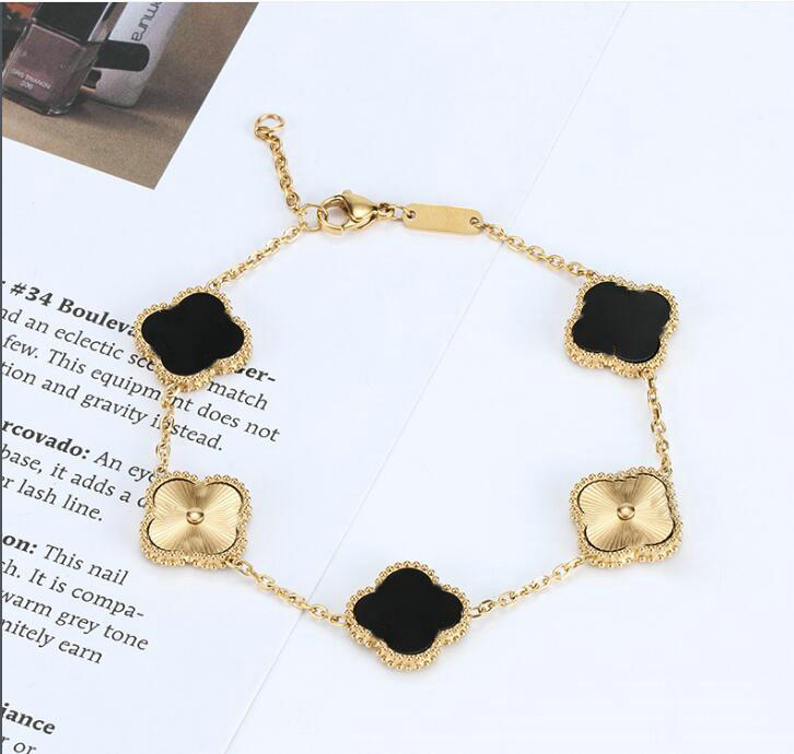 luxury designer fashion charm bracelets for girls women gold silver black white red green brand bracelet wedding party jewelry necklace gqw
luxury designer fashion charm bracelets for girls women gold silver black white red green brand bracelet wedding party jewelry necklace gqw