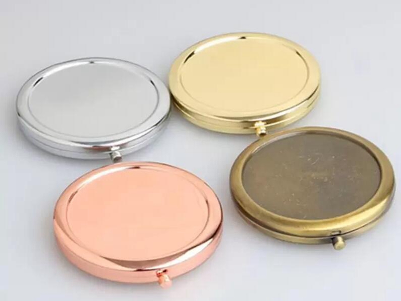 Portable Folding Mirror Makeup Cosmetic Pocket Mirror For Makeup Mirrors Beauty Accessories
Portable Folding Mirror Makeup Cosmetic Pocket Mirror For Makeup Mirrors Beauty Accessories