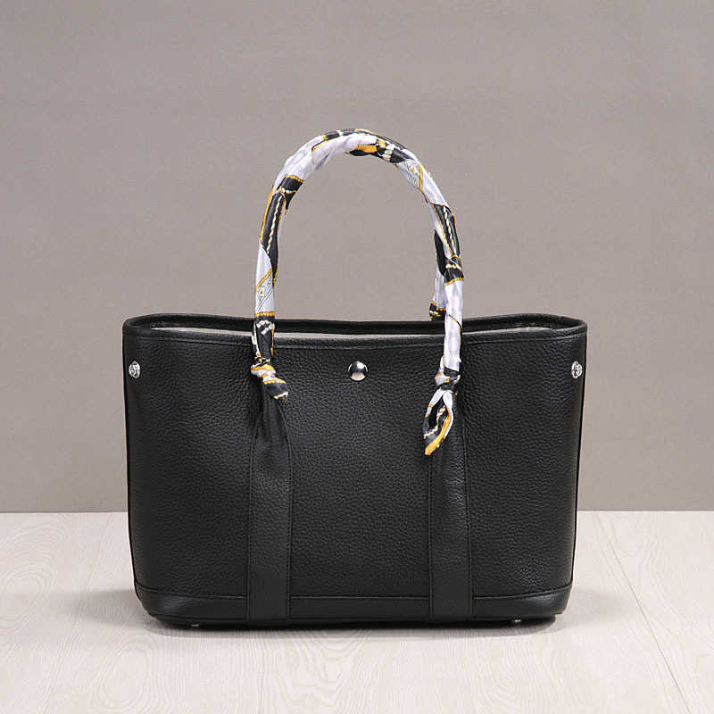 Luxurious Designer Herme bags Korean casual 2022 cow leather portable cross body one shoulder women's large capacity garden, 36cm
Luxurious Designer Herme bags Korean casual 2022 cow leather portable cross body one shoulder women's large capacity garden, 36cm
