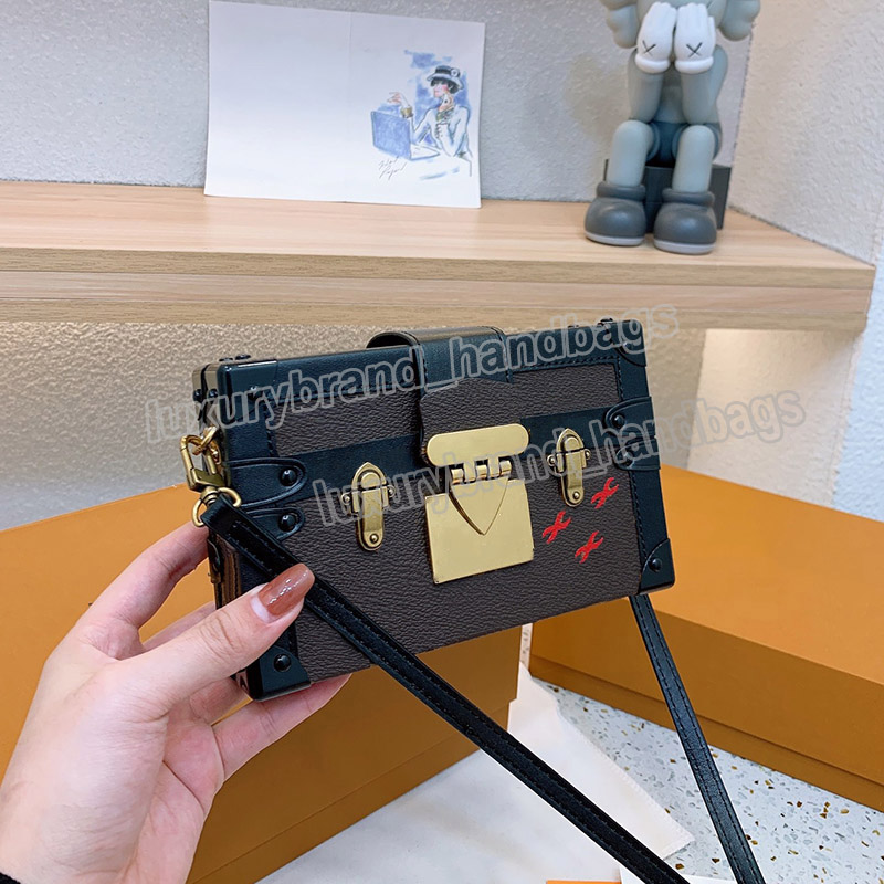 Classic Box Bags Designer Handbags Luxury Brand Shoulder Bag Mini Letter Printing Crossbody Bags Brown Flower Messenger Purse, Color 03
Classic Box Bags Designer Handbags Luxury Brand Shoulder Bag Mini Letter Printing Crossbody Bags Brown Flower Messenger Purse, Color 03