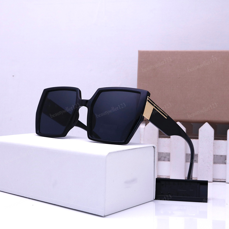 Fashion Sunglasses Women Sunglass Luxury Designer Sun Glaases for Women Men Goggle Lenses 8 Colors Eyewears Outdoor Eyeglasses Adumbral Eye Protection Travel
Fashion Sunglasses Women Sunglass Luxury Designer Sun Glaases for Women Men Goggle Lenses 8 Colors Eyewears Outdoor Eyeglasses Adumbral Eye Protection Travel