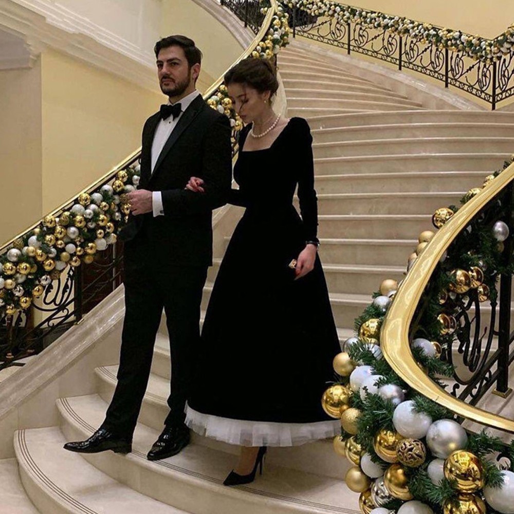 Modest Simple Black Velvet Prom Dresses Long Sleeves Square Neck White Tulle Hem Classic Women Evening Formal Gowns Robes De Soiree 2023