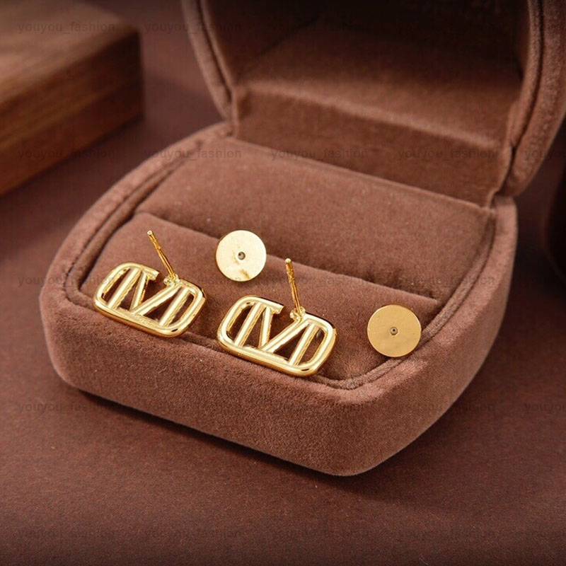 Women Stud Earrings Premium Gold Diamond Earring Designer Jewelry Mens Studs Luxury Hoops Brand Letter Fashion Bijoux De Luxe With Box Top
Women Stud Earrings Premium Gold Diamond Earring Designer Jewelry Mens Studs Luxury Hoops Brand Letter Fashion Bijoux De Luxe With Box Top
