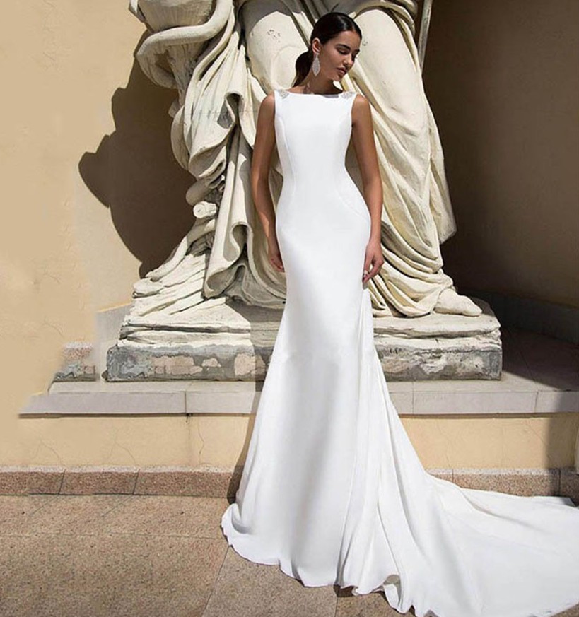 Simple Mermaid Wedding Dress Satin Appliques Beads 2023 Backless For Women Plain Beach Bridal Gown Sweep Train Vestido de Novia