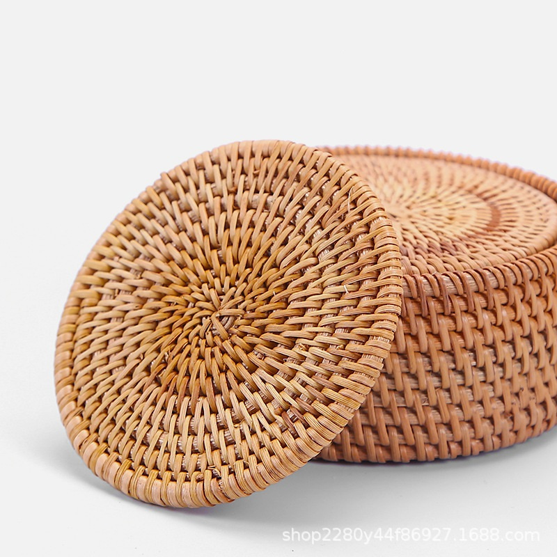 Handmade Natural Rattan Coasters Mats for Drinks Heat Resistant Reusable Wicker Boho Coaster for Teacup
Handmade Natural Rattan Coasters Mats for Drinks Heat Resistant Reusable Wicker Boho Coaster for Teacup