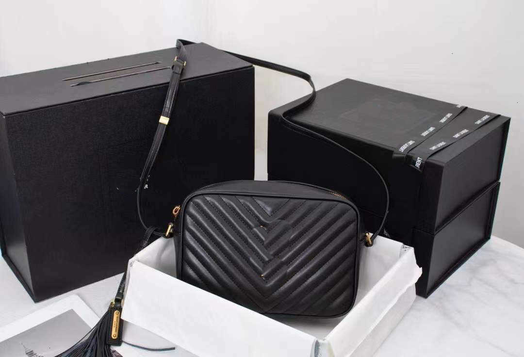 Luxury designer handbags womenLou camera bag high quality quilted leather tassel cross one shoulder diagonal chain bags wallets handbag, Black-gold logo
Luxury designer handbags womenLou camera bag high quality quilted leather tassel cross one shoulder diagonal chain bags wallets handbag, Black-gold logo