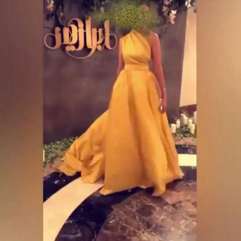 New Arrival One shoulder Long Evening Dresses Robe De Soiree Dubai Formal Dress Party Vestidos Elegantes Formal Prom Dress Celebrity Gowns