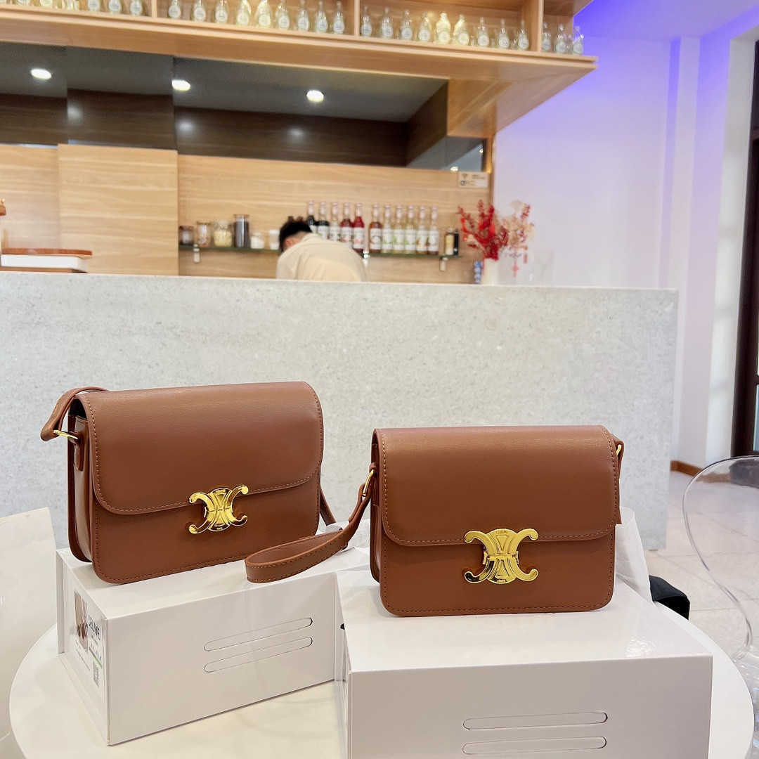 Fashion desinger bags small women purse handbag designer plain black Matte suede leather bag noeud hand coin flap 23CM and 19CM, Box
Fashion desinger bags small women purse handbag designer plain black Matte suede leather bag noeud hand coin flap 23CM and 19CM, Box