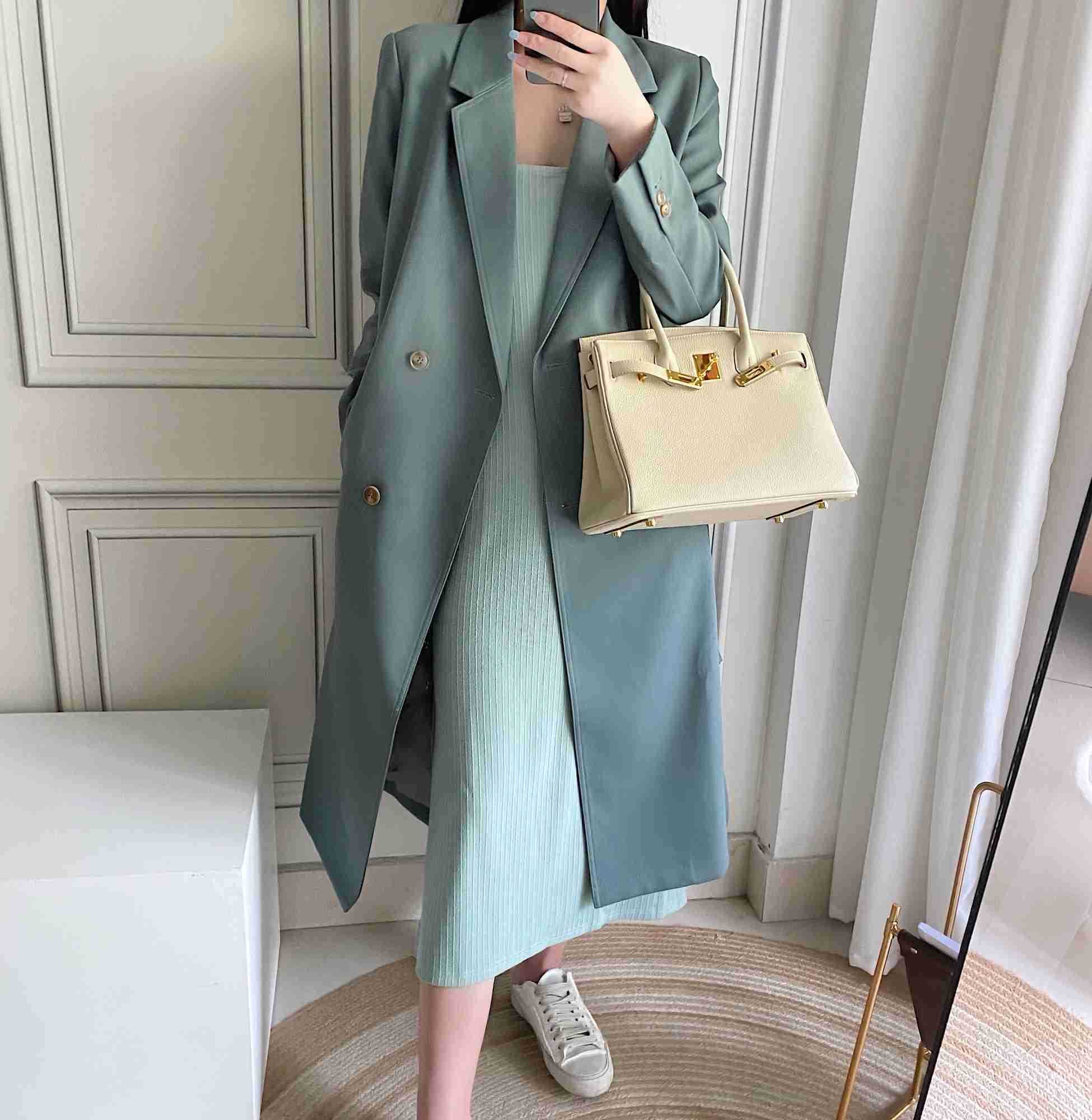 5A Handbags Birkin Bags New Litchi Pattern Bride Wedding Genuine Leather Women's One Shoulder Portable Large Capacity, Black - 30cm
5A Handbags Birkin Bags New Litchi Pattern Bride Wedding Genuine Leather Women's One Shoulder Portable Large Capacity, Black - 30cm