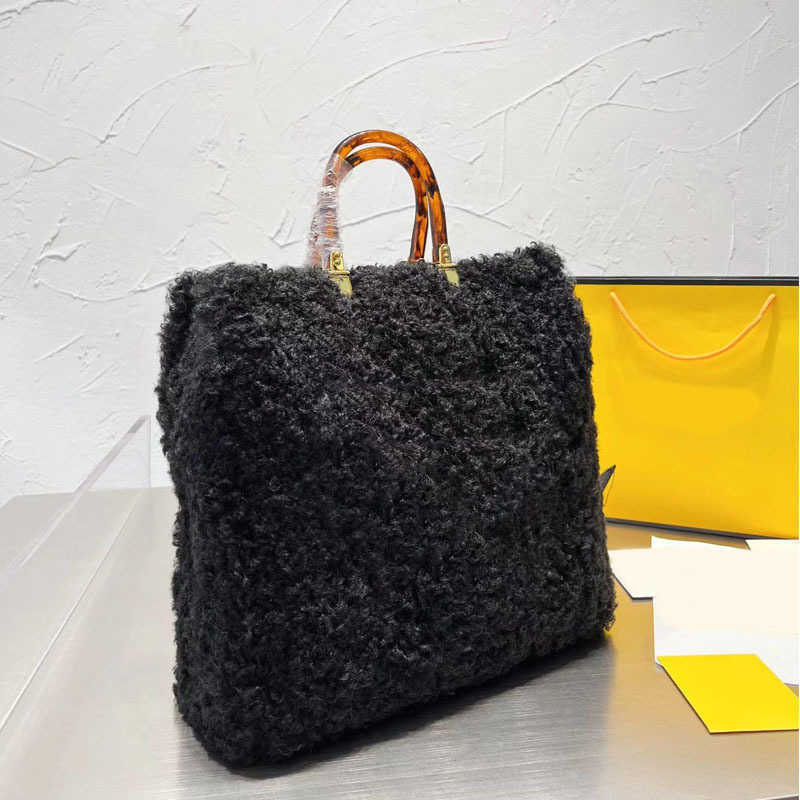 Evening Bags Tote Handbag Women Winter Lamb Wool Plush Large Capacity Package Shopping Shoulder Classic Letter High Quality Travel Handbags, Black--35*33cm--style 1
Evening Bags Tote Handbag Women Winter Lamb Wool Plush Large Capacity Package Shopping Shoulder Classic Letter High Quality Travel Handbags, Black--35*33cm--style 1