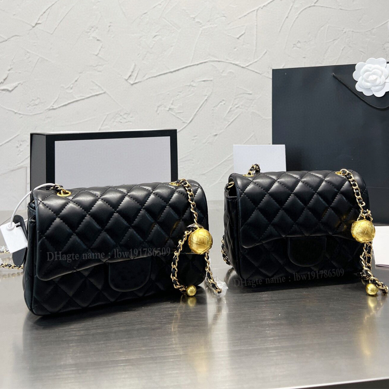 Wholesale Black White Small For Women Messenger Bag canvas tote bag Luxurious Designers flap Crossbody Designer Shoulder Bags Fashion Casual Hasp Mini Handbag
Wholesale Black White Small For Women Messenger Bag canvas tote bag Luxurious Designers flap Crossbody Designer Shoulder Bags Fashion Casual Hasp Mini Handbag