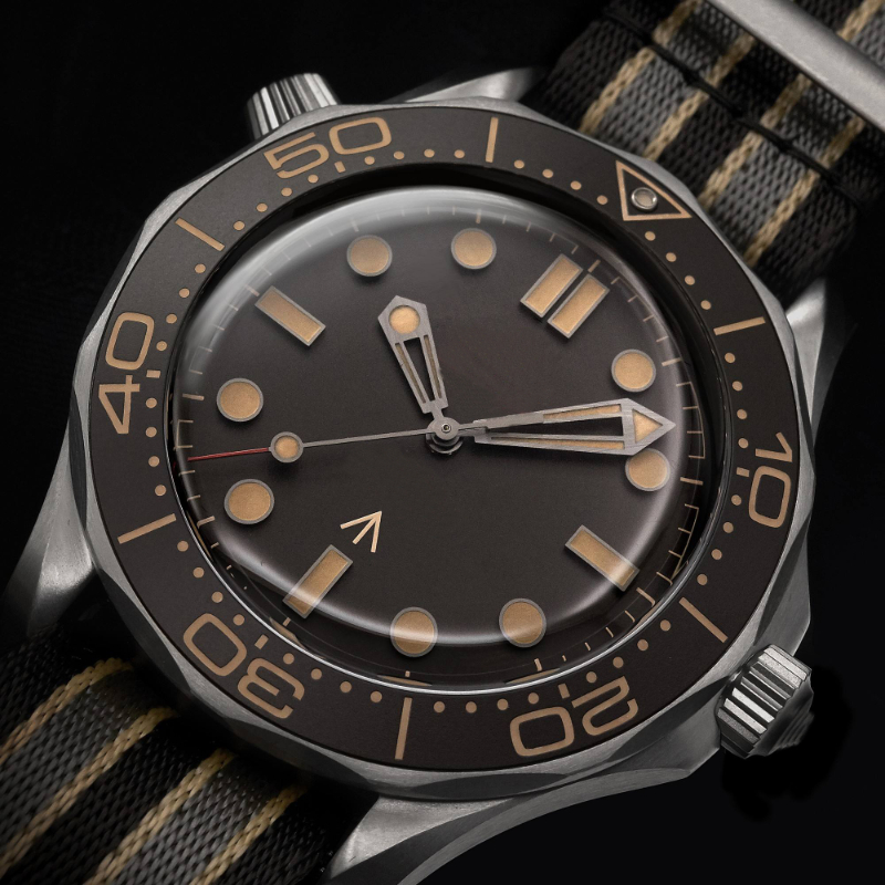 Ceramic Bezel 42mm No Time to Die Men Orologio Sapphire Mens Watches Automatic Movement Mechanical Montre de luxe Watch James bond 007
Ceramic Bezel 42mm No Time to Die Men Orologio Sapphire Mens Watches Automatic Movement Mechanical Montre de luxe Watch James bond 007