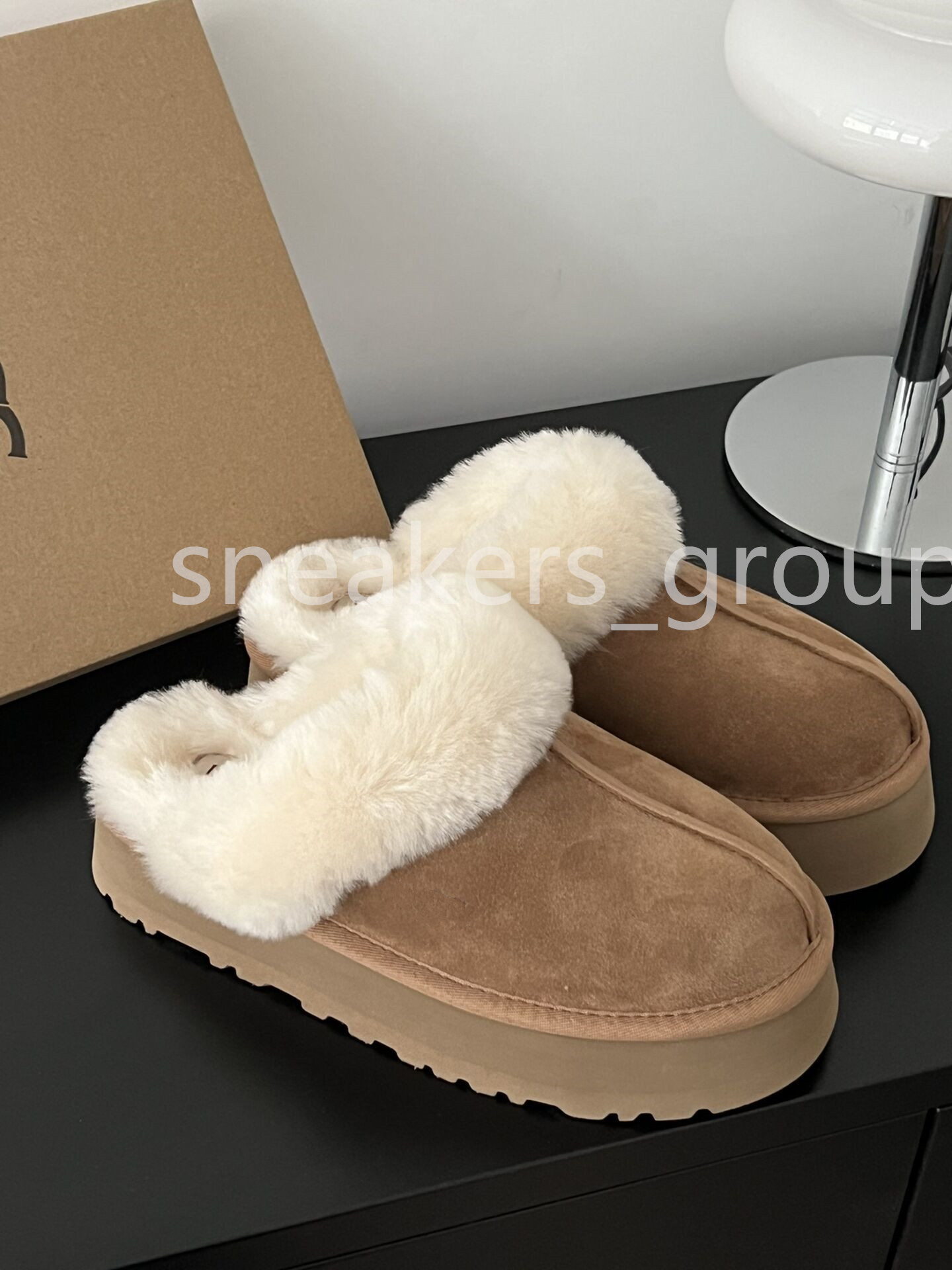 Designer Platform Wool Slippers Disquette Slipper Funkette Fur Slides Classic Mini Ultra Boot Scuff Sis Tazz Sheepskin Suede Upper Women Sandal Mules Size 35-43, Other
Designer Platform Wool Slippers Disquette Slipper Funkette Fur Slides Classic Mini Ultra Boot Scuff Sis Tazz Sheepskin Suede Upper Women Sandal Mules Size 35-43, Other
