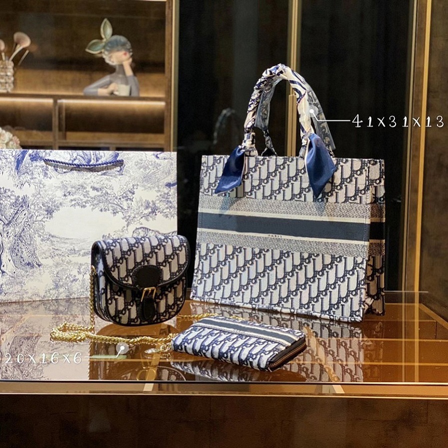 Selling Classic pattern Fashion woman Shoulder Bags Three-piece Totes Handbag Genuine Leather Design Super Large Capacity High Quality Gifts 30, Dustbag
Selling Classic pattern Fashion woman Shoulder Bags Three-piece Totes Handbag Genuine Leather Design Super Large Capacity High Quality Gifts 30, Dustbag