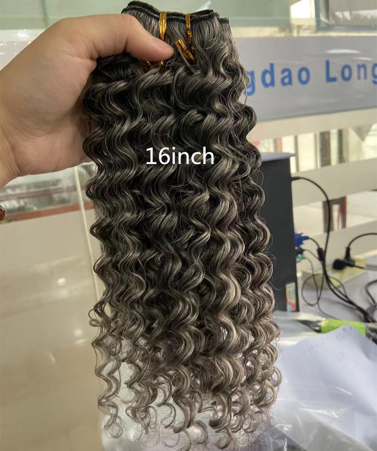 Hot new clip in grey human weave extension darker silver gray brazilian hair weft bundles hairpiece salt and pepper afro kinky hairstyle 100g/pack 16i