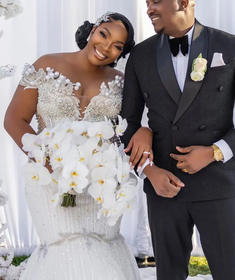 Plus Size Mermaid Dress Saudi Arabic Big Pearls Beading Off Shoulder Short Sleeve Wedding Gowns 0505 0505