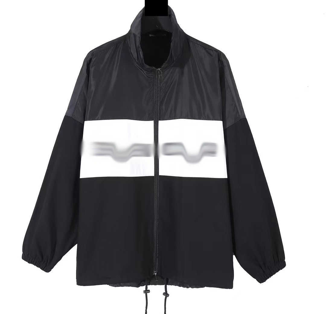 Mens jackets Windbreaker jacket Letter print oversize Coat Embroidery pairs fashion couple coats, Purple
Mens jackets Windbreaker jacket Letter print oversize Coat Embroidery pairs fashion couple coats, Purple