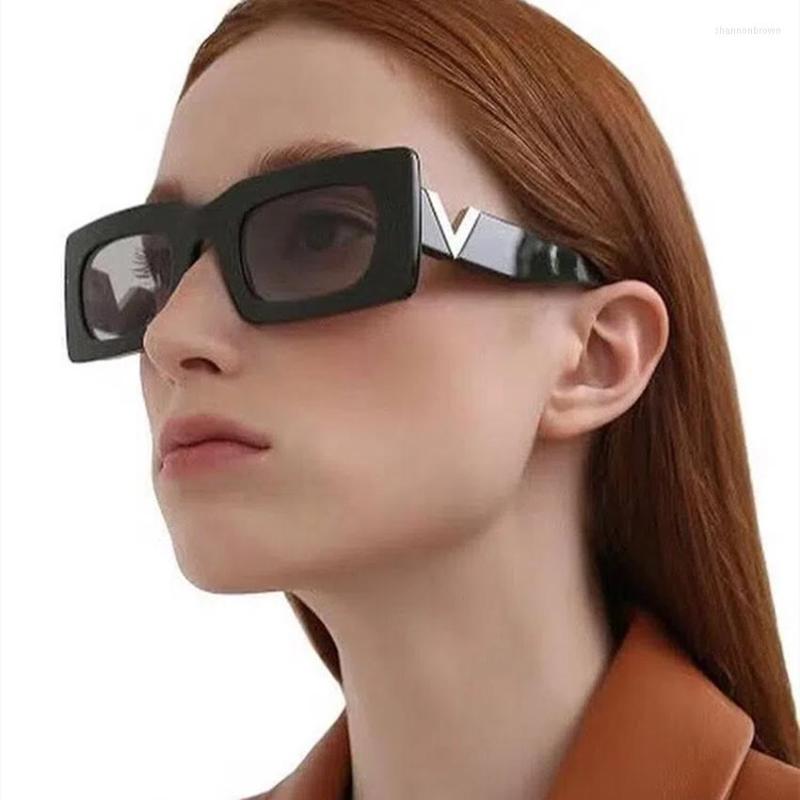Sunglasses Small Rectangle Women Vintage Brand Designer Square Sun Glasses For Shades Female Eyewear UV400
Sunglasses Small Rectangle Women Vintage Brand Designer Square Sun Glasses For Shades Female Eyewear UV400