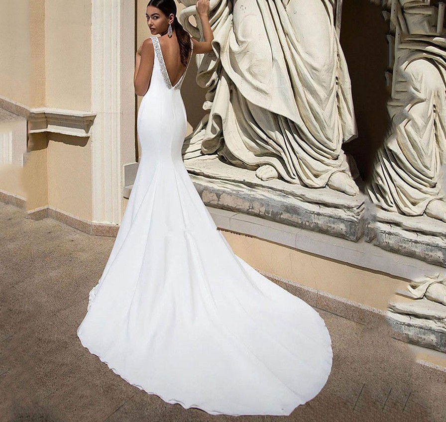 Simple Mermaid Wedding Dress Satin Appliques Beads 2023 Backless For Women Plain Beach Bridal Gown Sweep Train Vestido de Novia