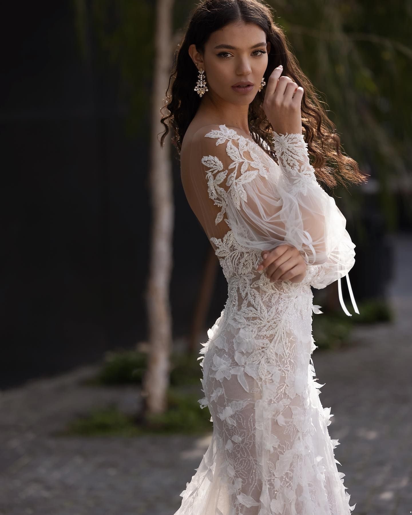 Backless Mermaid Lace Wedding Dress 3D ral Appliqued Long Sleeve Lian Rokman Bridal Gowns Custom Made robes de