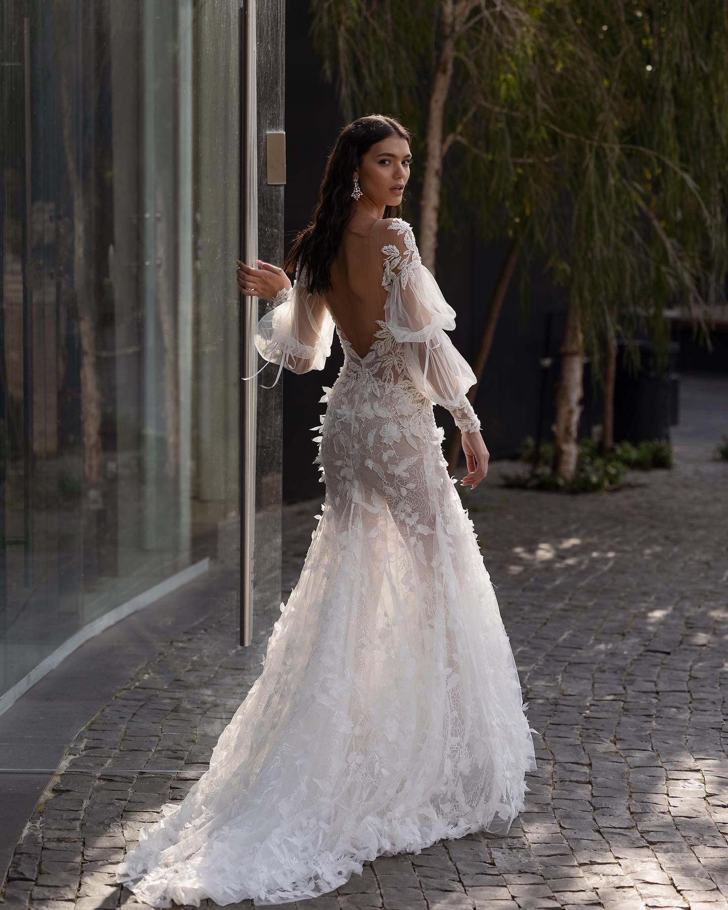 Backless Mermaid Lace Wedding Dress 3D ral Appliqued Long Sleeve Lian Rokman Bridal Gowns Custom Made robes de