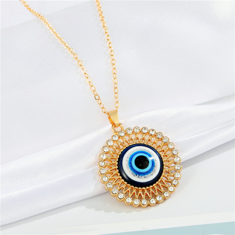 Crystal Hand Hamsa Evil Eye Necklace For Women Heart Round Turkish Blue Eye Sweater Clavicle Chain Jewelry