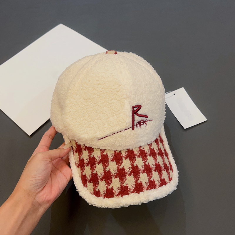 Luxury Brand Bucket Hat Designer Womens Wide Brim Hats Mens Classic All Match Caps Beanie Cap Fashion Sports Caps D22102804JX, White
Luxury Brand Bucket Hat Designer Womens Wide Brim Hats Mens Classic All Match Caps Beanie Cap Fashion Sports Caps D22102804JX, White