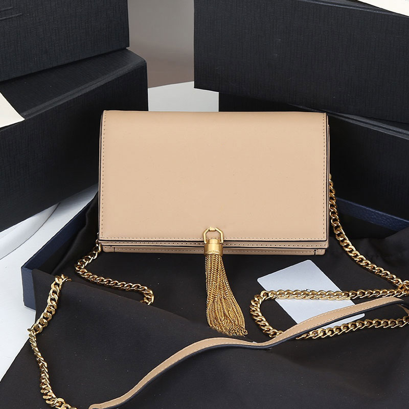messenger Bags WOC Luxury Tassel Shoulder Crossbody chain Bag ladies Elegant Crocodile Leather Envelope Bag Classic Women Handbag purse
messenger Bags WOC Luxury Tassel Shoulder Crossbody chain Bag ladies Elegant Crocodile Leather Envelope Bag Classic Women Handbag purse