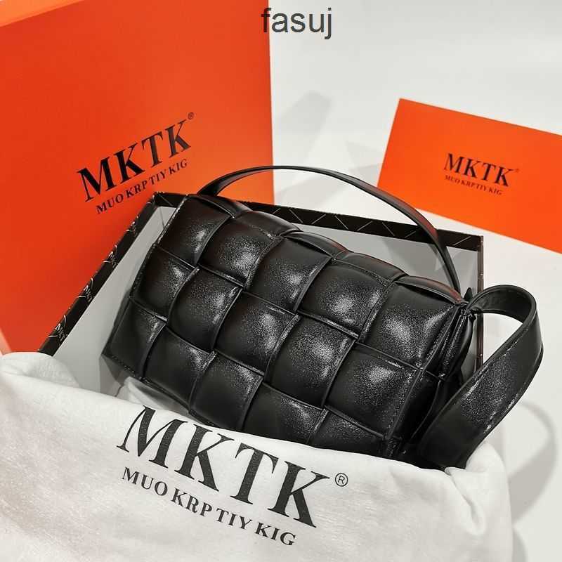 Fashion Ladies Bottess bags Venetas 2022 new woven lattice pillow tofu leather light luxury diagonal small square temperament women's, Yellow brown
Fashion Ladies Bottess bags Venetas 2022 new woven lattice pillow tofu leather light luxury diagonal small square temperament women's, Yellow brown
