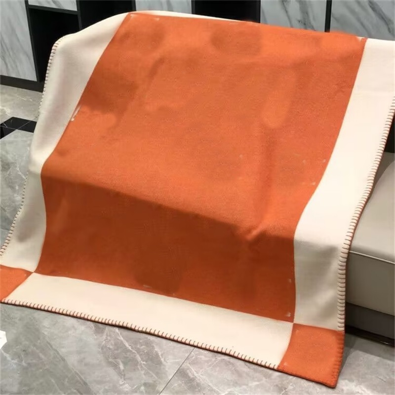 Fashion Designer Blankets Cashmere Bedding Rug Christmas Wool Soft Home Textiles Supplies Letter Comforters Fleece Throw Blanket Winter Rugs