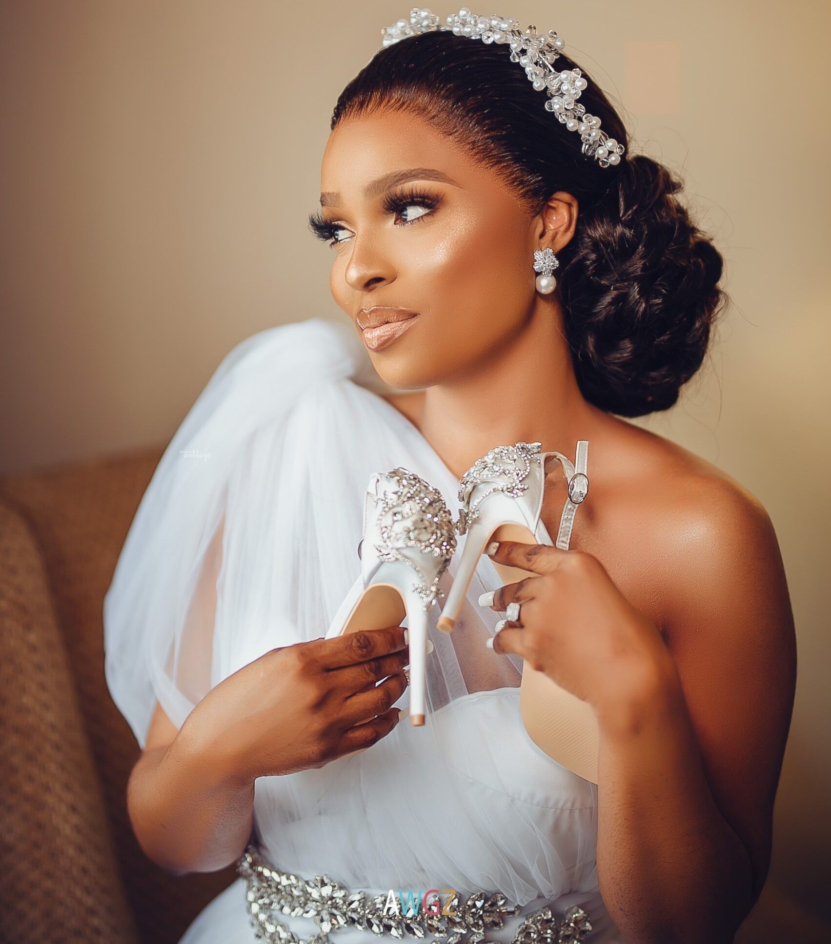 Sexy African White Wedding Dress 2023 Aso Ebi Bride Bridal Gowns One Shoulder Side Split A Line Crystal Robes De Mariee