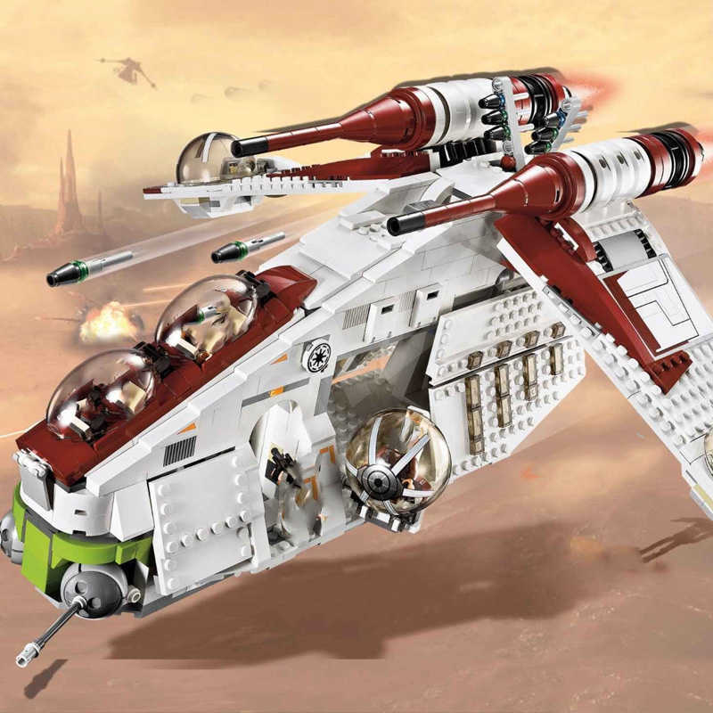 Blocks 1228pcs In Stock Star Plan Republic Dropship Gunship Building Blocks Bricks 75021 DIY Toys For Children Birthday Christmas Gift T221022
Blocks 1228pcs In Stock Star Plan Republic Dropship Gunship Building Blocks Bricks 75021 DIY Toys For Children Birthday Christmas Gift T221022