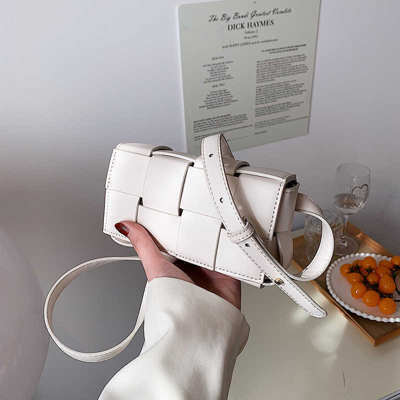Handbags Designer Bottess Ladies Venetas 2022 Summer New Woven Women's Texture Chest One shoulder messenger ins small square have a logo, White
Handbags Designer Bottess Ladies Venetas 2022 Summer New Woven Women's Texture Chest One shoulder messenger ins small square have a logo, White