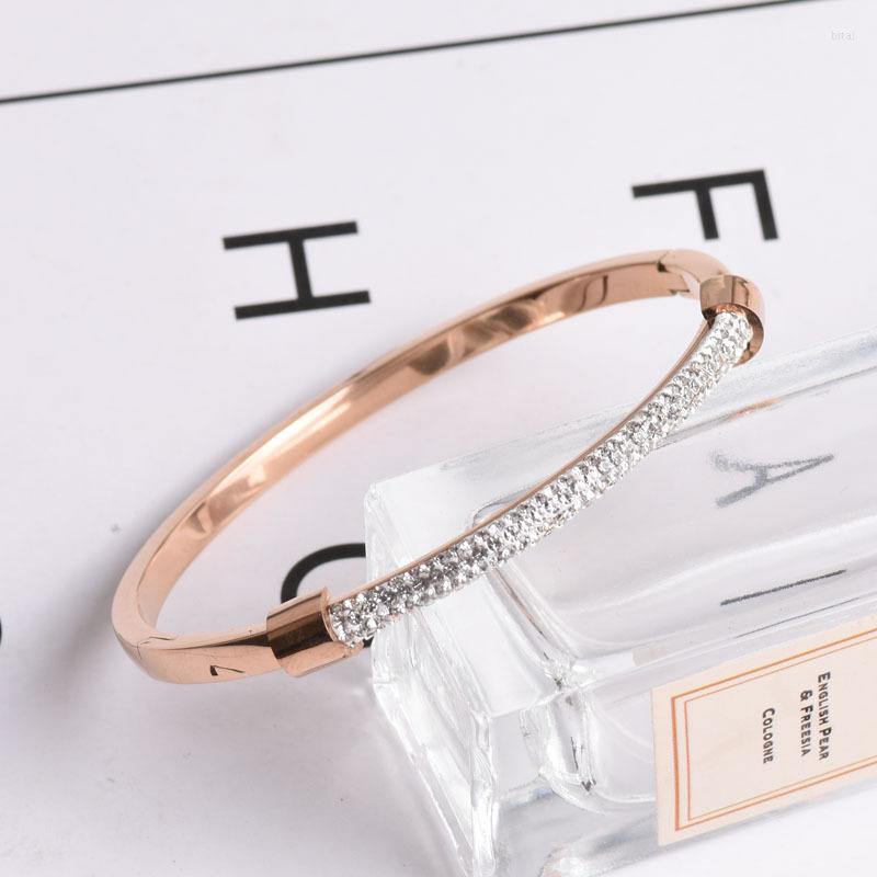 Bangle Tracelets For Women Fashion Titanium Steel Arc Stick Diamond All-match Rose Gold Stainless Open Bracelet Jewelry Gift
Bangle Tracelets For Women Fashion Titanium Steel Arc Stick Diamond All-match Rose Gold Stainless Open Bracelet Jewelry Gift