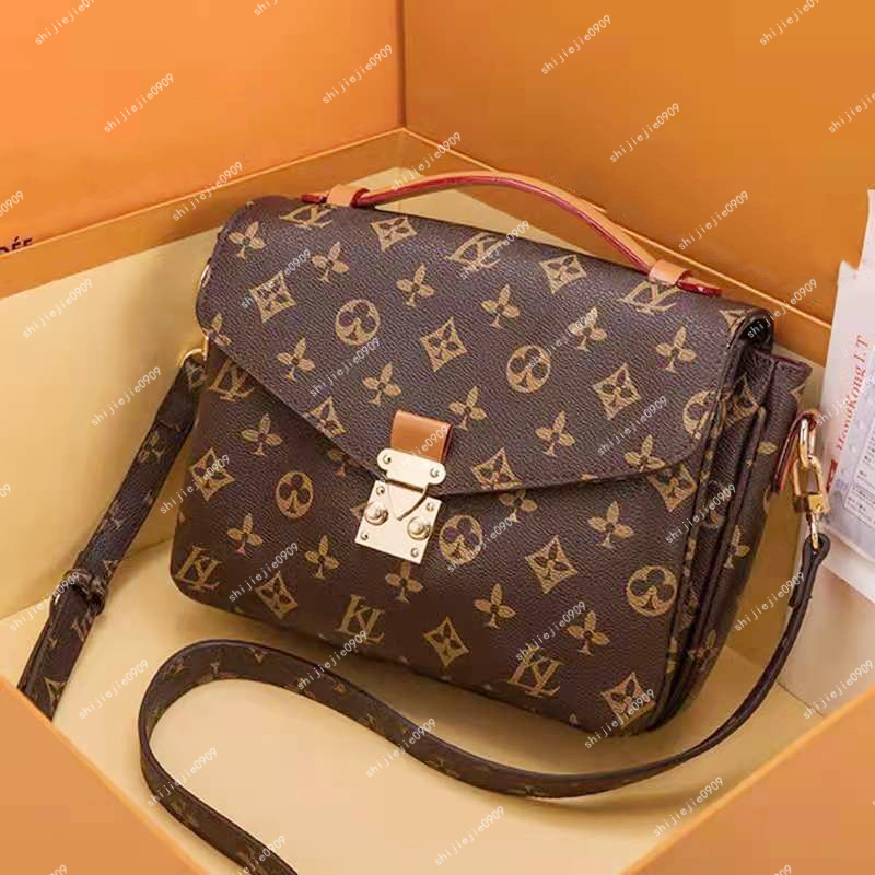 In Stock High quality Luxurys Designer wallet Crossbody Handbags Women Bags Fashion Ladies Shoulder Bag Female Tote handBag 998, Shipping is not sold separately
In Stock High quality Luxurys Designer wallet Crossbody Handbags Women Bags Fashion Ladies Shoulder Bag Female Tote handBag 998, Shipping is not sold separately
