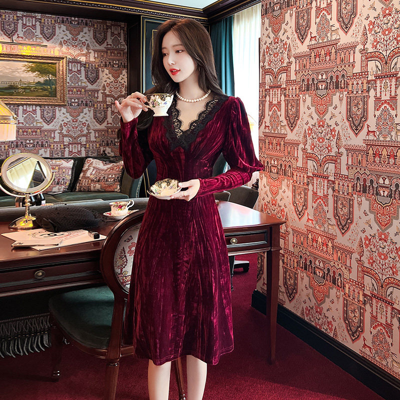 Autumn and winter 2022 new women' fashion temperament ladies high -level goddess fan in gold velvet dress, Red
Autumn and winter 2022 new women' fashion temperament ladies high -level goddess fan in gold velvet dress, Red