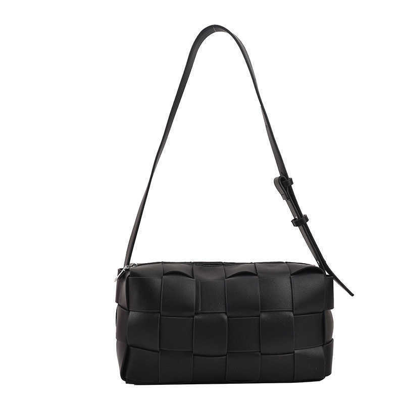 Luxurious Designer Bottess bags Venetas Hand woven tofu women's 2022 summer new fashion shoulder texture pillow, Black
Luxurious Designer Bottess bags Venetas Hand woven tofu women's 2022 summer new fashion shoulder texture pillow, Black
