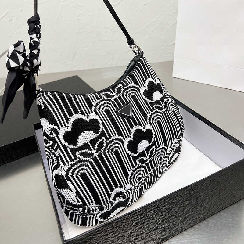 Totes Prabag Party Designer Bag Womens Embroidery Print Underarm Designers Cross Body Handbag Tote Bag Shoulder Pouch Purse 221026, Prad-1
Totes Prabag Party Designer Bag Womens Embroidery Print Underarm Designers Cross Body Handbag Tote Bag Shoulder Pouch Purse 221026, Prad-1