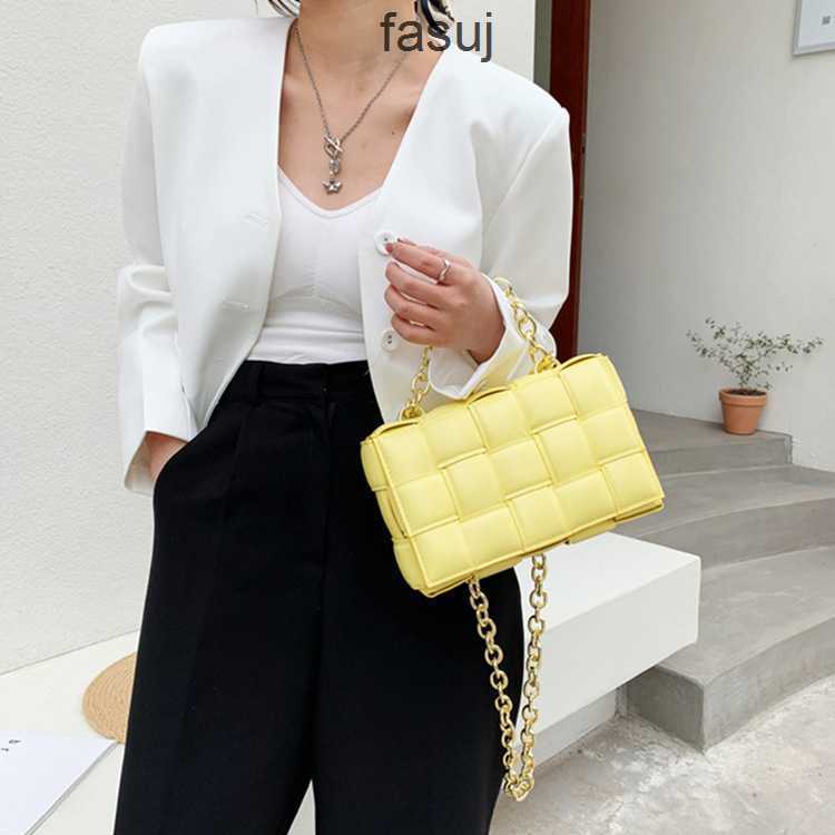 Fashion Ladies Bottess bags Venetas women's 2022 new hand woven square single shoulder
Fashion Ladies Bottess bags Venetas women's 2022 new hand woven square single shoulder