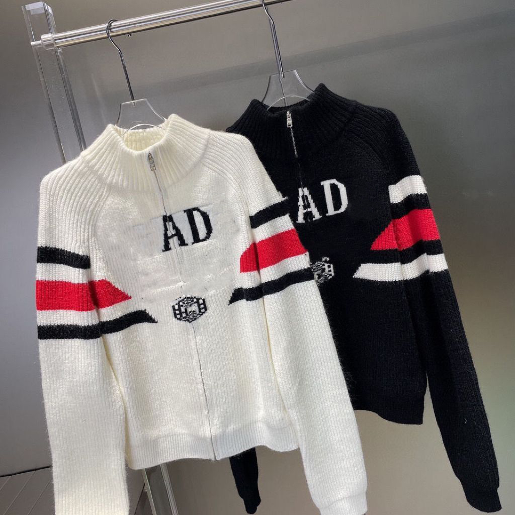 Women' sweaters letters designer elastic cardigan men sweater long sleeve autumn winter clothing casual knitwear size -XL, White
Women' sweaters letters designer elastic cardigan men sweater long sleeve autumn winter clothing casual knitwear size -XL, White