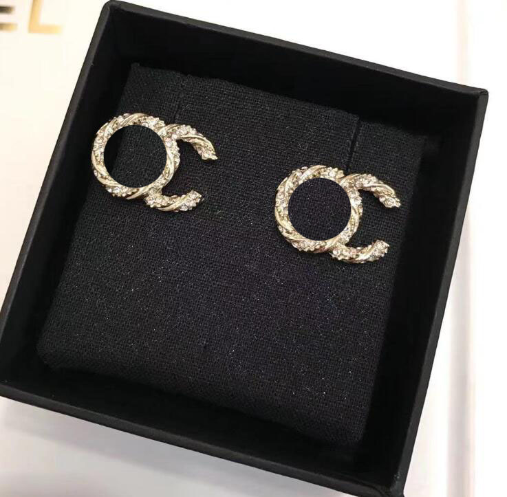 20color 18K Gold Plated Fashion Designers Letters Stud Luxury Women Long Earrings Crystal Rhinestone Pearl Earring Wedding Jewelry Accessories
20color 18K Gold Plated Fashion Designers Letters Stud Luxury Women Long Earrings Crystal Rhinestone Pearl Earring Wedding Jewelry Accessories