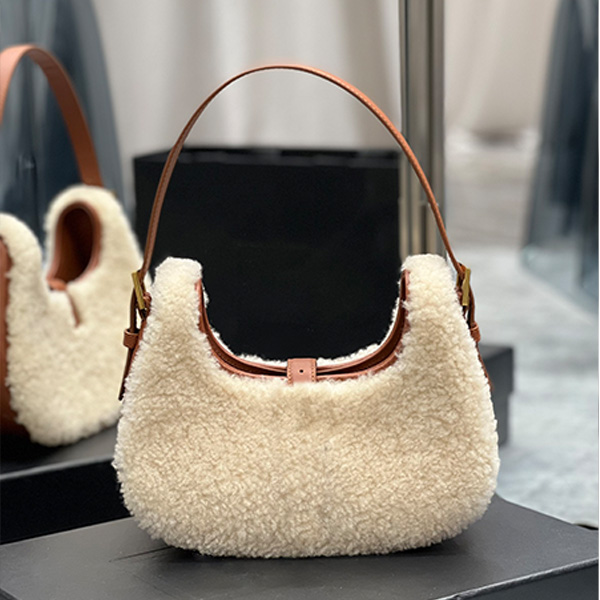 Lambs wool tote bag Designer real leather shoulder bag Top FW new Axillary package Furry hobos bags women's handbags Christmas gift winter Fluff purse evening clutch, White
Lambs wool tote bag Designer real leather shoulder bag Top FW new Axillary package Furry hobos bags women's handbags Christmas gift winter Fluff purse evening clutch, White