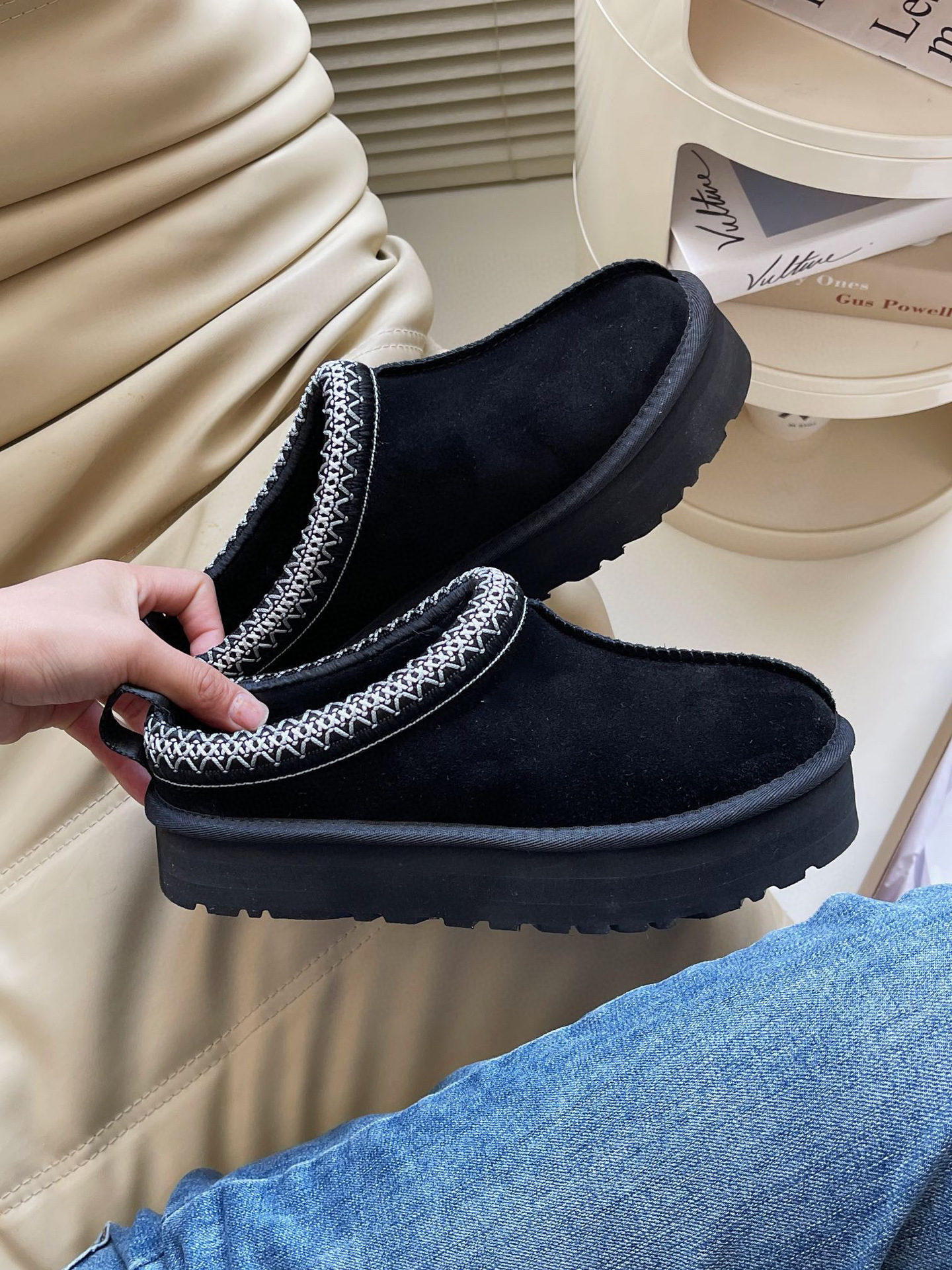 Snow boots Women's leather fur integrated ins Lazy shoes Low top cotton shoes Winter platform warm women woman girl EU35-43, Tan
Snow boots Women's leather fur integrated ins Lazy shoes Low top cotton shoes Winter platform warm women woman girl EU35-43, Tan