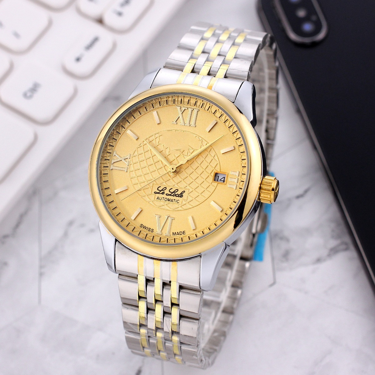 Mens Classic Designer Watch Automatic Calendar Watchs Quartz Movement Roman numerals Gold Watch Fashion Outdoors Sport Living Waterproof Silver WristWatches 22, A1