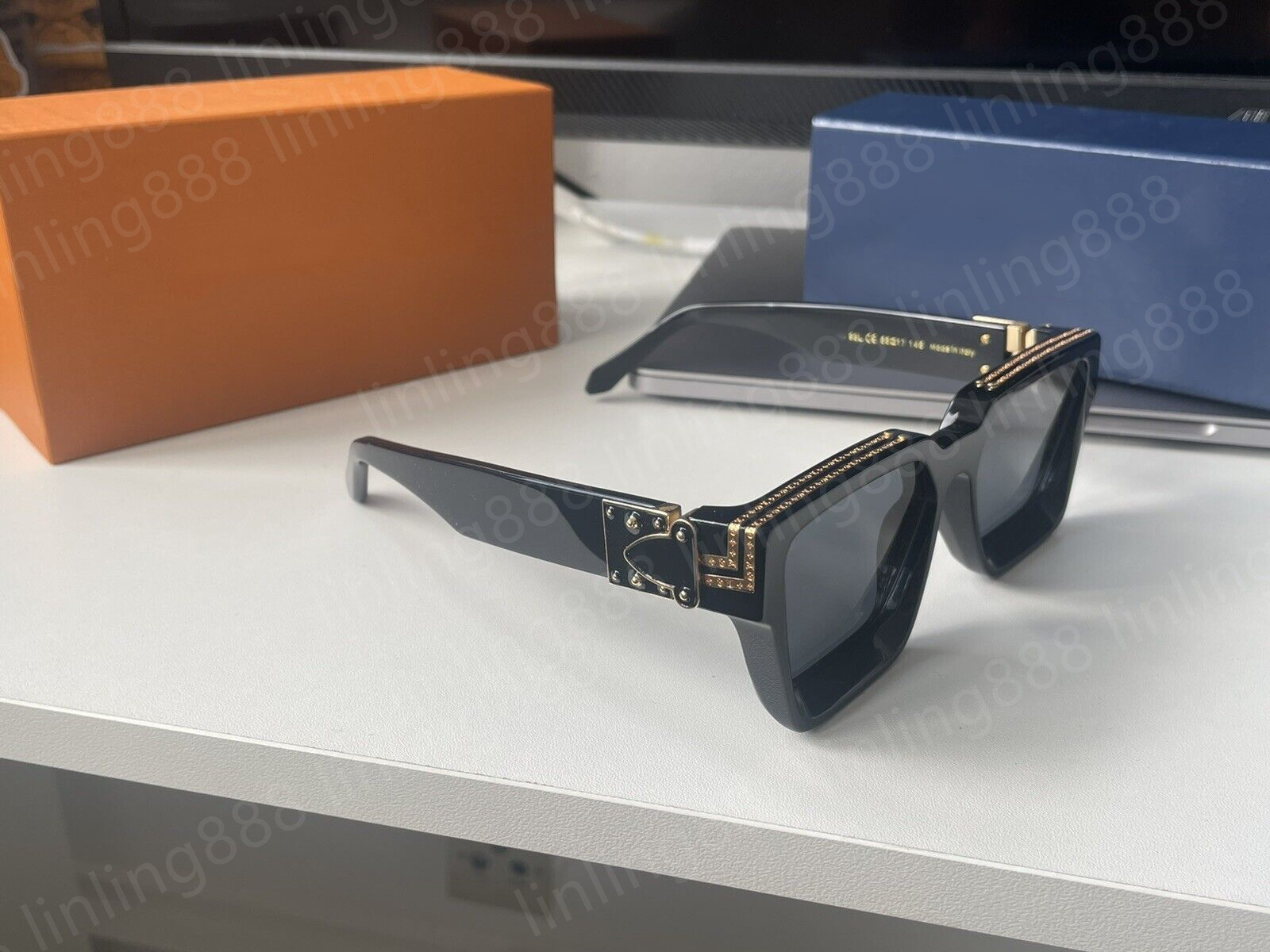men sunglasses for women Summer Millionaire sunglasses style Anti-Ultraviolet 96006 Retro Plate Square frame fashion Eyeglasses Random Box
men sunglasses for women Summer Millionaire sunglasses style Anti-Ultraviolet 96006 Retro Plate Square frame fashion Eyeglasses Random Box