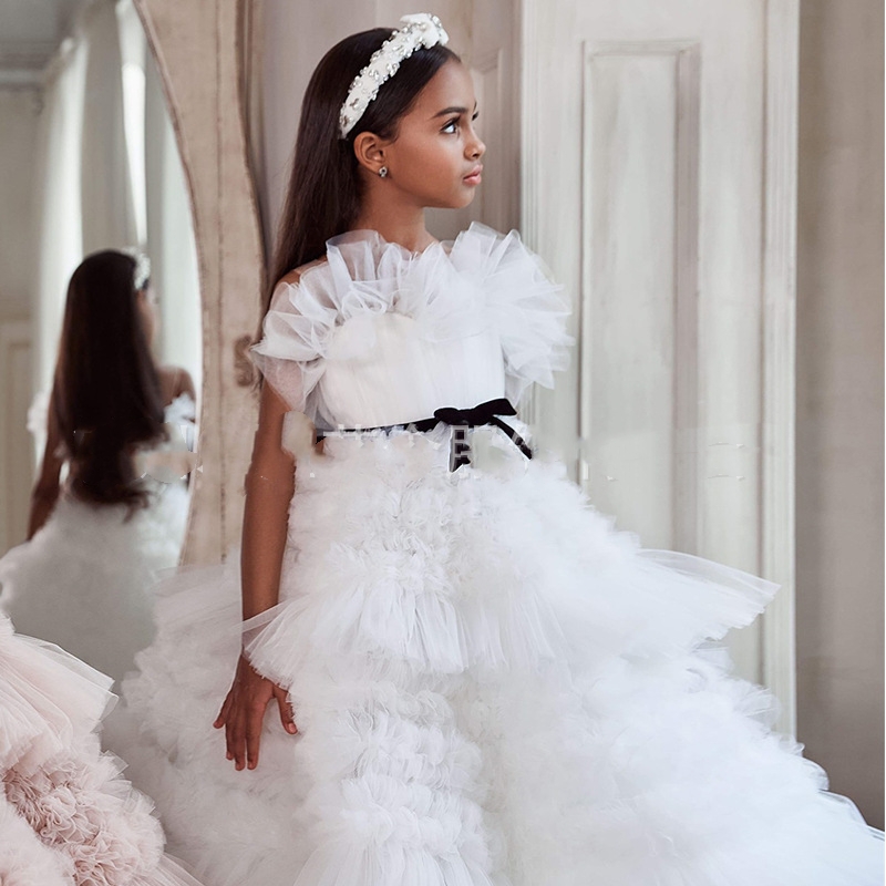2023 Flower Girl Dresses Cute White Lace Little Kids Princess Jewel Neck Tulle Applique Puffy Floral Formal Wears Party Communion Pageant Gowns Sweep 
