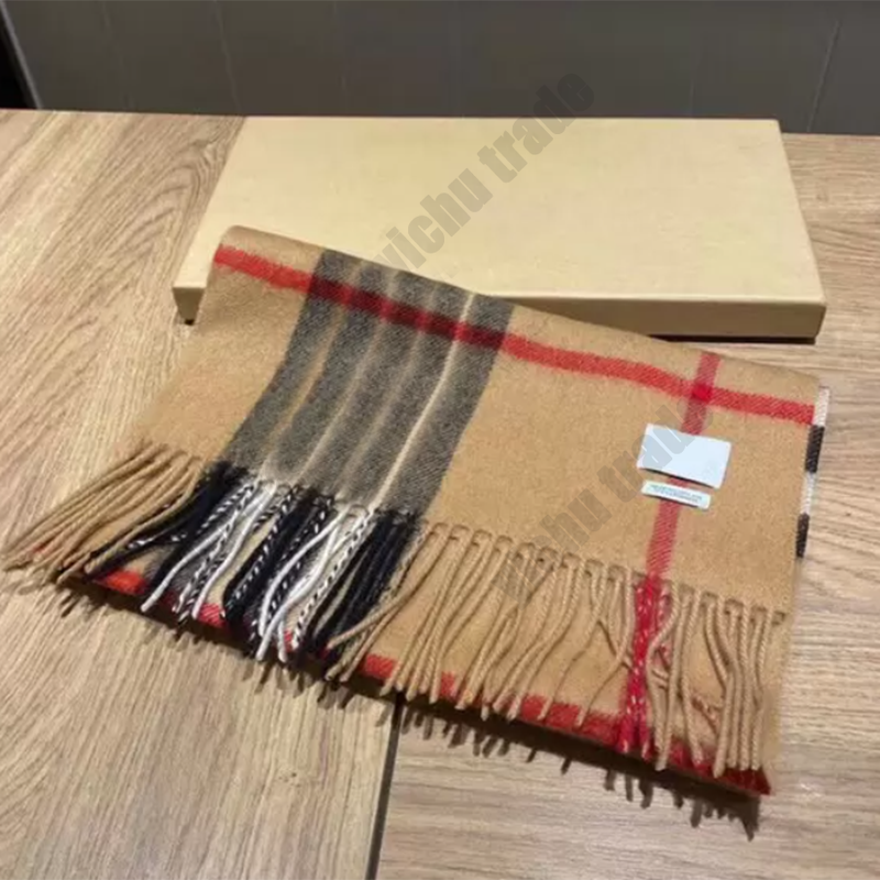 2022 New top Women Man Designer Scarf fashion brand 100% Cashmere Scarves For Winter Womens and mens Long Wraps Size 180x30cm Christmas gift
2022 New top Women Man Designer Scarf fashion brand 100% Cashmere Scarves For Winter Womens and mens Long Wraps Size 180x30cm Christmas gift